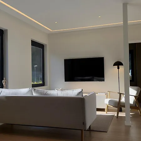 Gangdal Apartament *